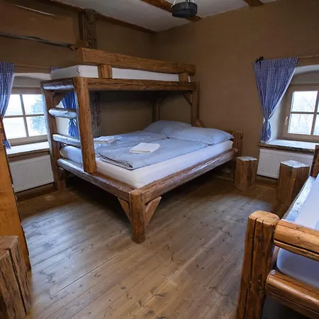 Krčma U Císařské Cesty Hotel Branisovice (South Moravian)