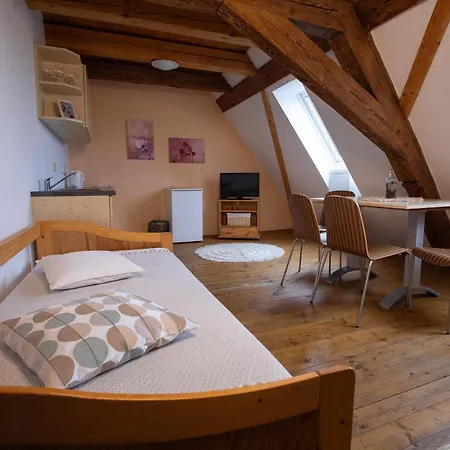 Krčma U Císařské Cesty Hotel