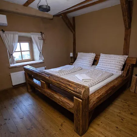 Hotel Krčma U Císařské Cesty