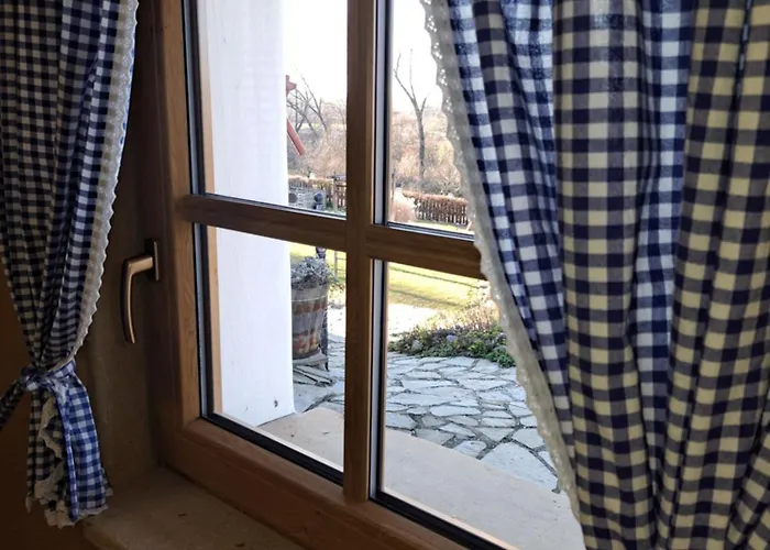 Krcma U Cisarske Cesty 3* Branisovice (South Moravian)