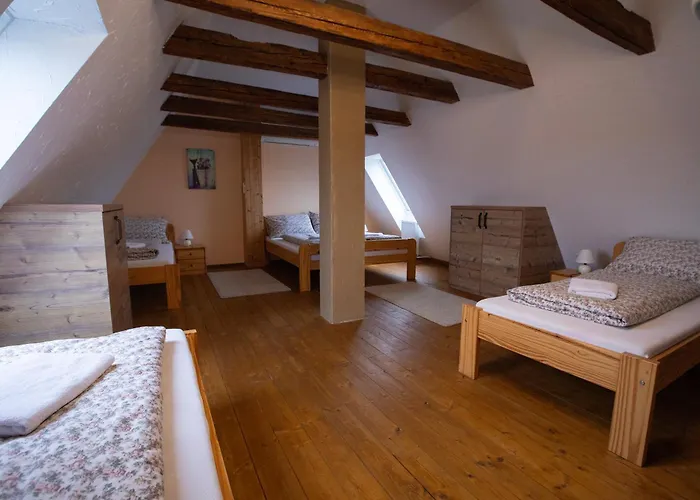 Hotel Krcma U Cisarske Cesty 3*