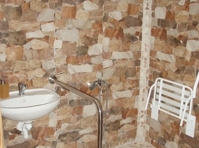 Hotel Krcma U Cisarske Cesty Branisovice (South Moravian)