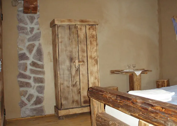 Hotel Krcma U Cisarske Cesty 3*
