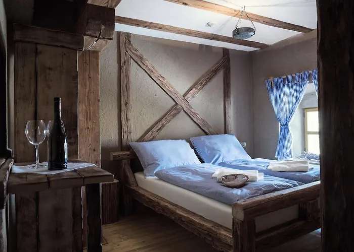Krcma U Cisarske Cesty Hotel Branisovice (South Moravian)